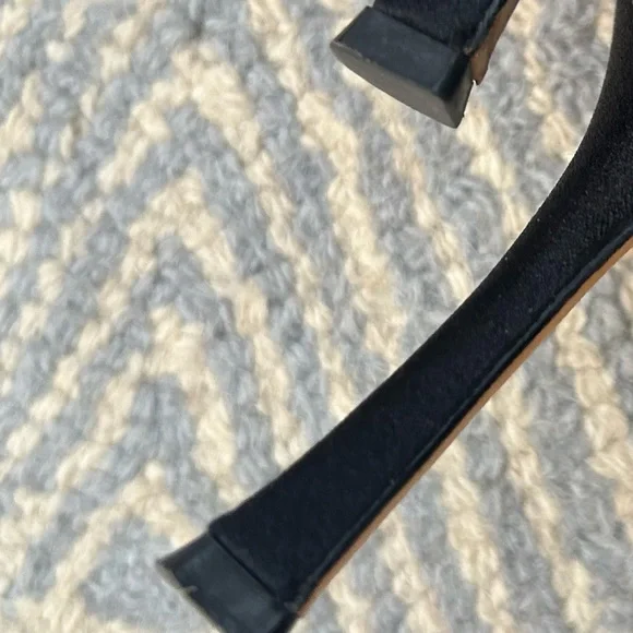 Manolo Blanhik Black Satin Slingback Pumps - Picture 6 of 8